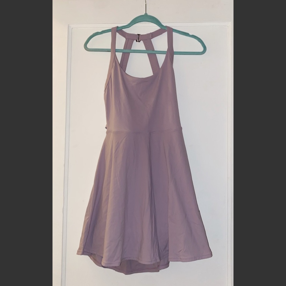 HALARA Lavendar Barre Dress in size Large